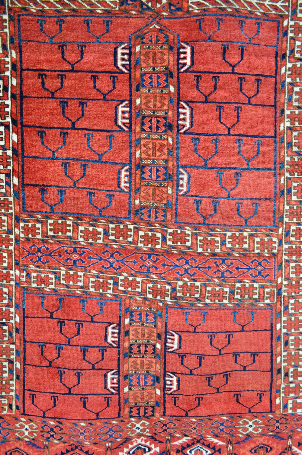 Antique Turkmen Engsi (yurt-door rug), Teke Tribes, Merv Oasis, Turkmenistan, Central Asia. View II