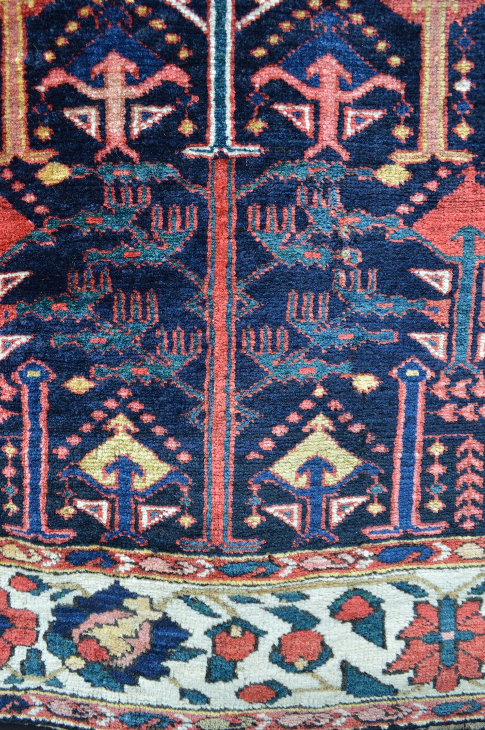 Antique Bakhtiari Tribal Rug, The Chahar Mahal, Western Persia. View VII