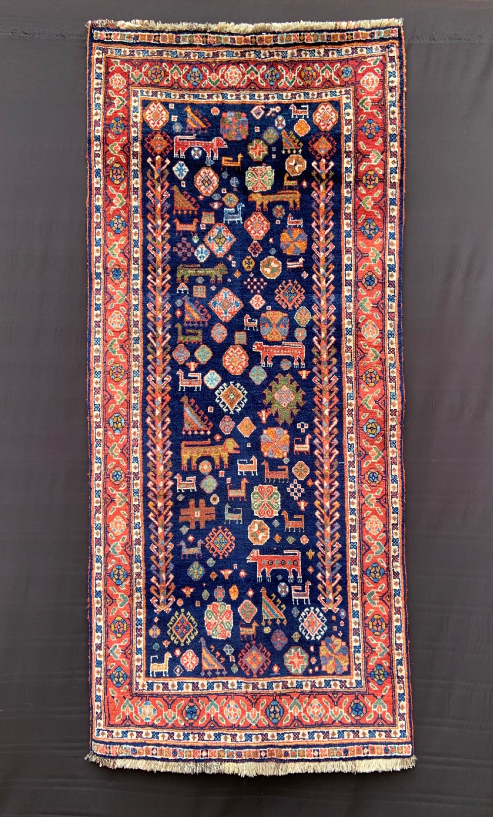 Antique Qashqa'i Tribal Rug, Shesh Boluki Taifeh, Fars Province, South-West Persia.