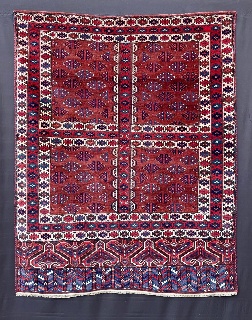 Antique Turkmen Engsi, Yomut Tribe, Trans-Caspian Steppes, Turkmenistan, Central Asia.