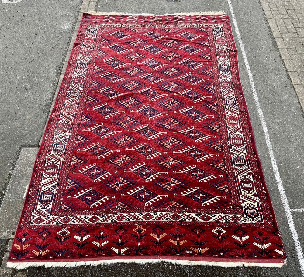 Antique Turkmen Main Carpet, Yomut Tribes, Trans-Caspian Steppes, Turkmenistan, Central Asia.