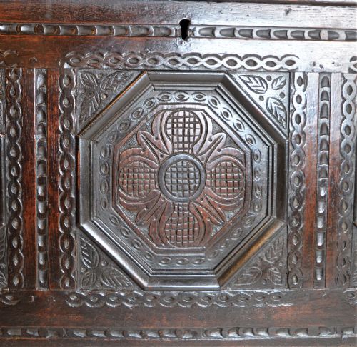 OAK COFFER - ADDITIONAL PHOTO 2