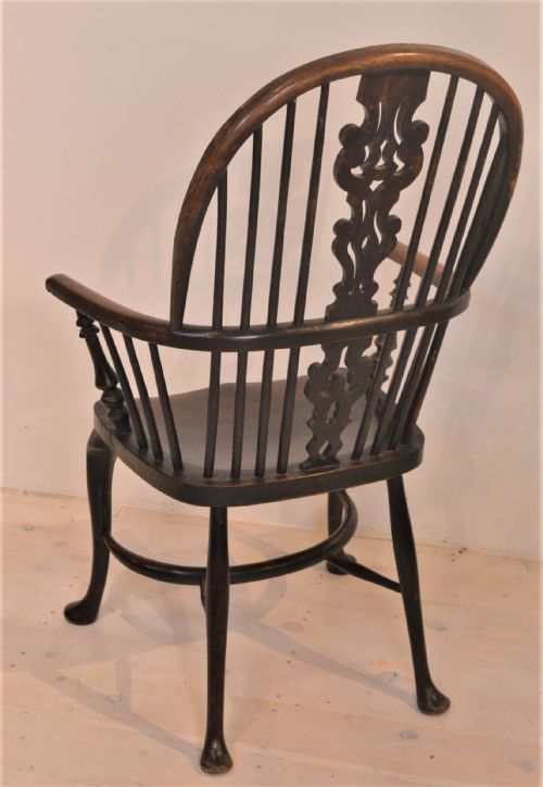 WINDSOR CAB LEGGED CHAIR - ADDITIONAL PHOTO 1