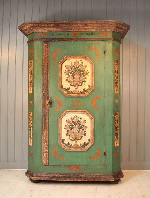 painted cupboard - CATEGORY: ANTIQUE CUPBOARDS - DATED 1800