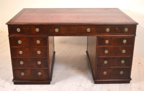 PARTNERS DESK IN MAHOGANY - ADDITIONAL PHOTO 1
