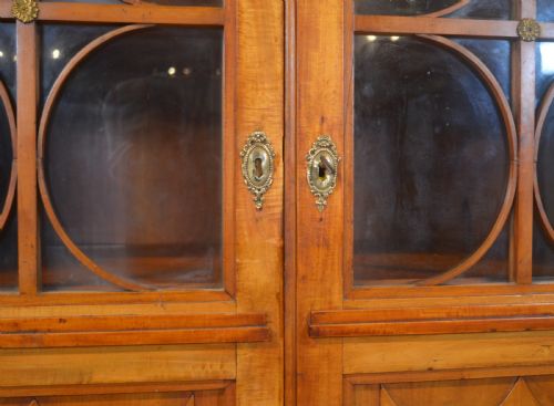BIEDERMEIER DISPLAY CABINET - ADDITIONAL PHOTO 5