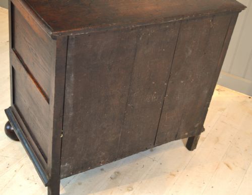 17TH CENTURY WALNUT CHEST OF DRAWERS - ADDITIONAL PHOTO 7