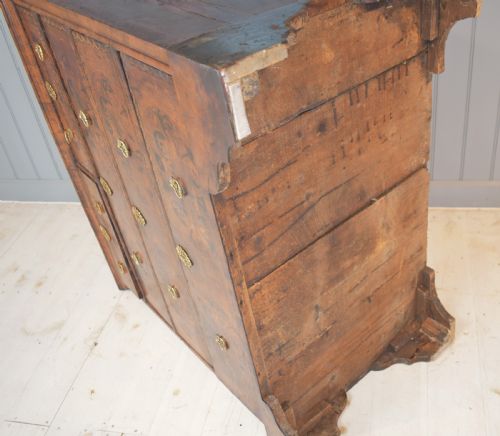 17TH CENTURY WALNUT AND MARQUETRY WILLIAM AND MARY CHEST OF DRAWERS - ADDITIONAL PHOTO 7
