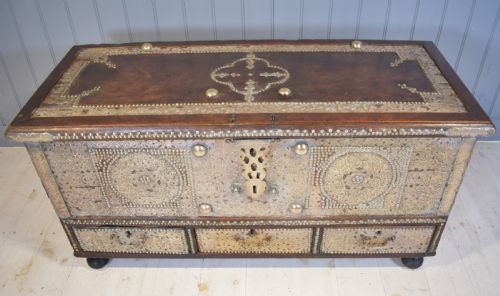 ZANZIBAR CHEST 19TH CENTURY - ADDITIONAL PHOTO 2
