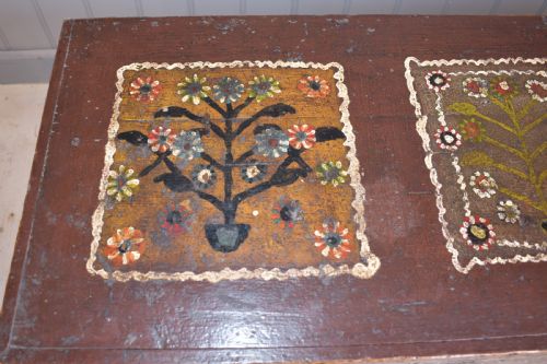 PAINTED PINE BOX 1885 - ADDITIONAL PHOTO 4
