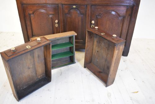 DRESSER BASE IN OAK - ADDITIONAL PHOTO 3