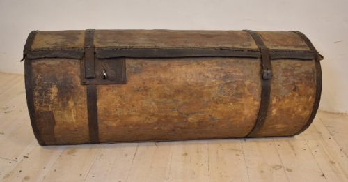 ROUND COFFER IN HIDE - ADDITIONAL PHOTO 7