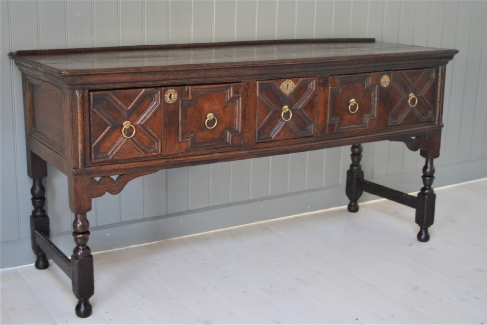 Dresser base View II