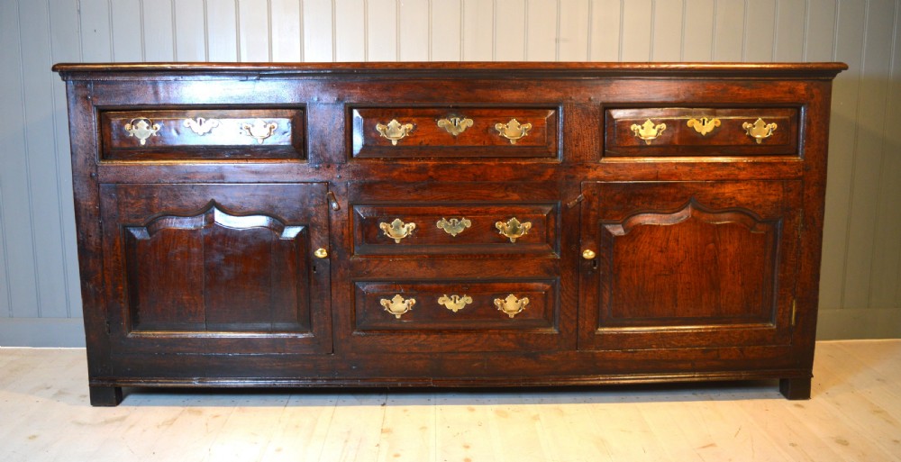 Dresser base