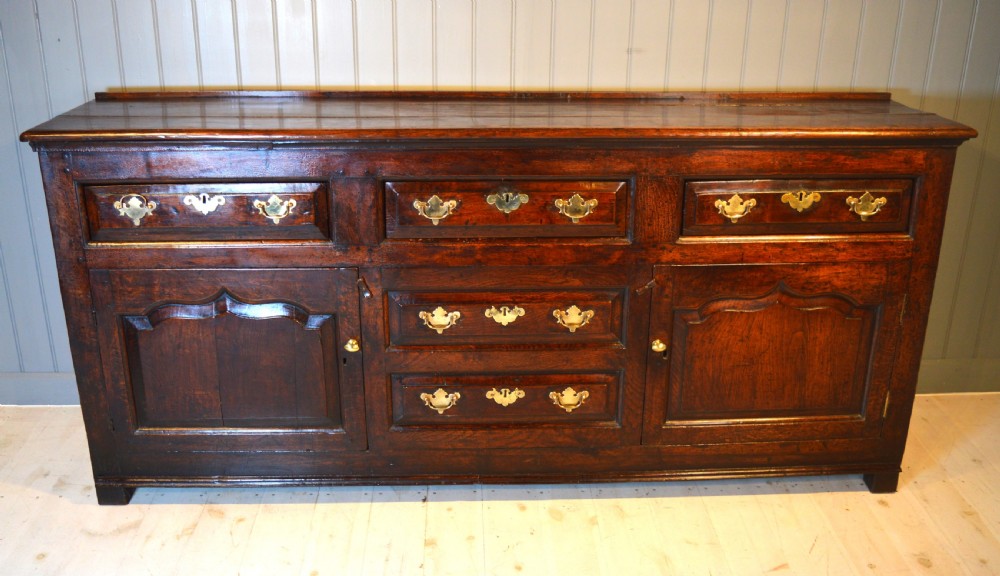 Dresser base View II