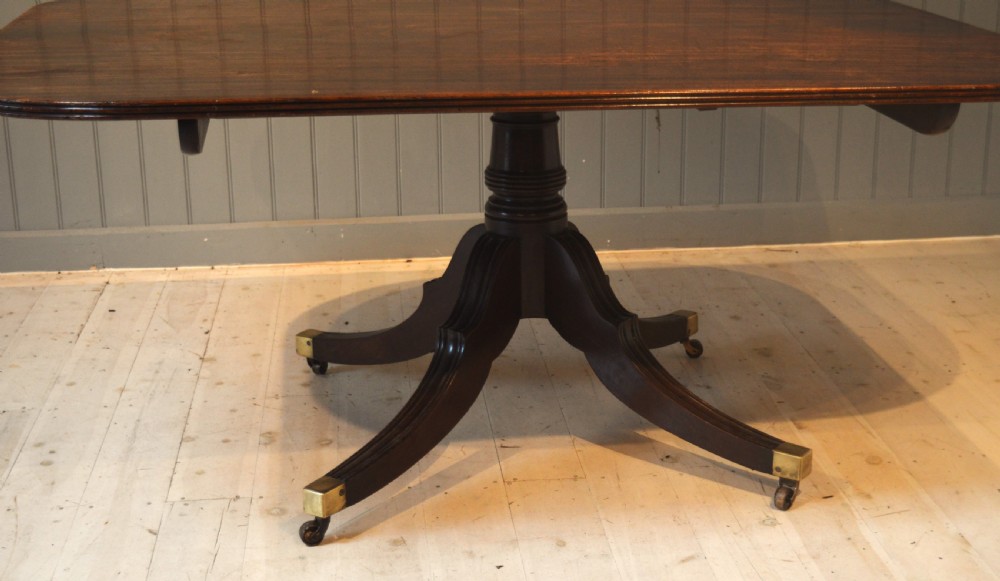 mahogany dining table View III