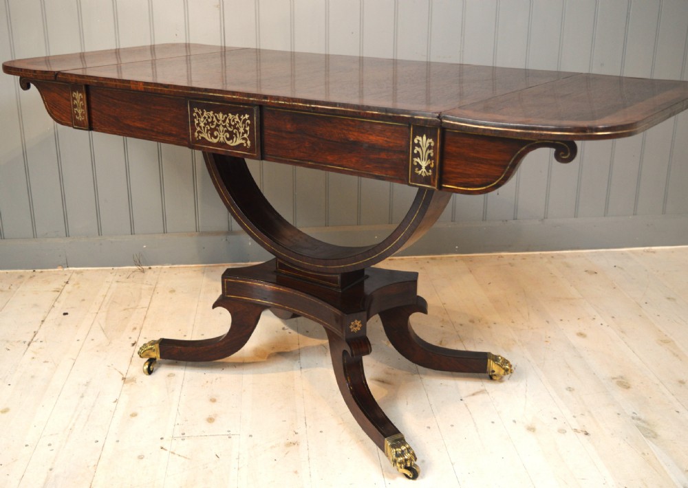 Sofa table in rosewood View VII