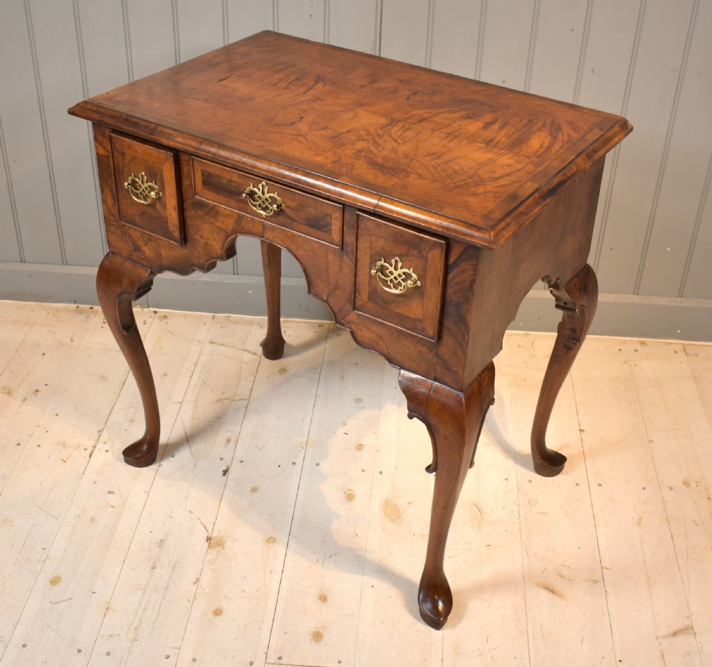 18th century walnut lowboy side table View II