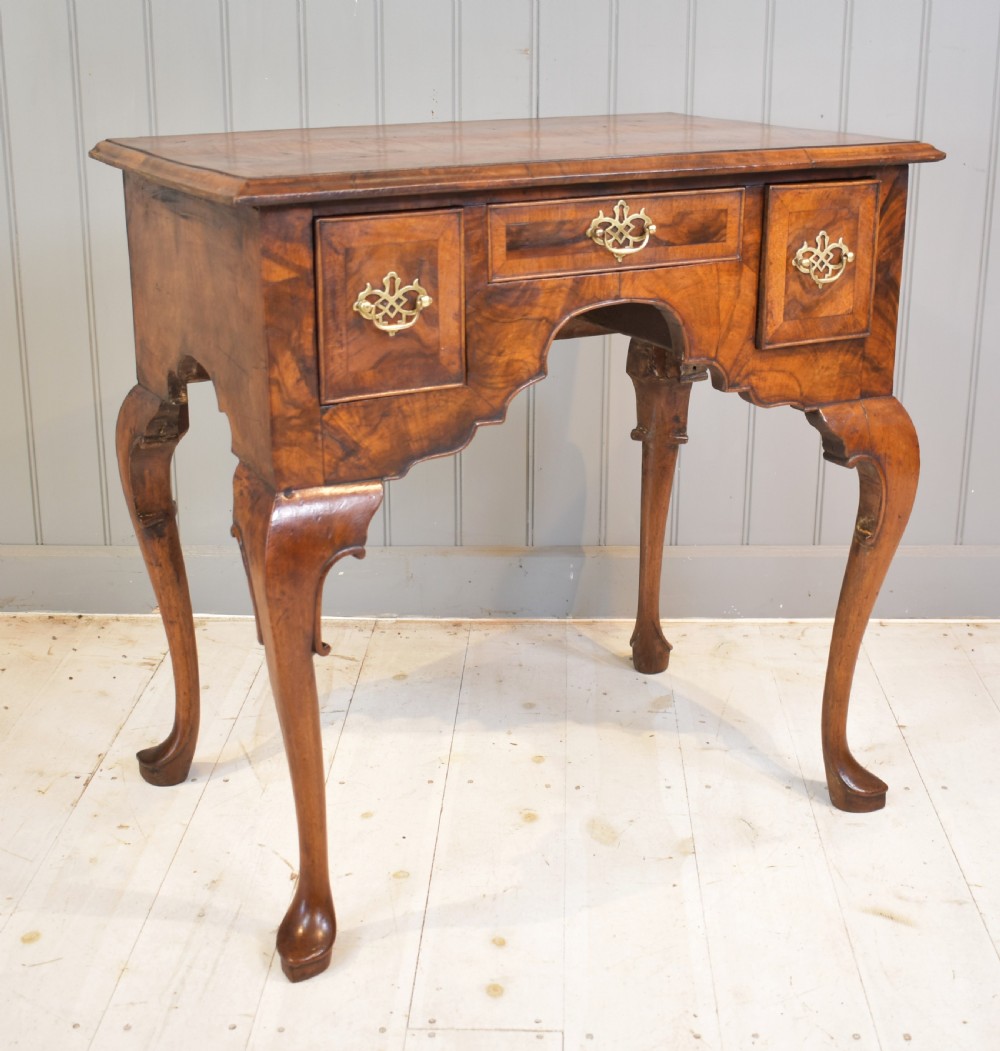18th century walnut lowboy side table View III