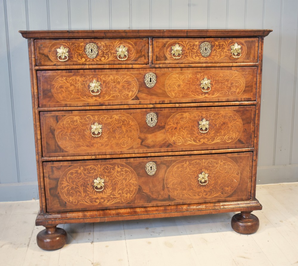 Walnut and seaweed marquetry 17th century chest of drawers