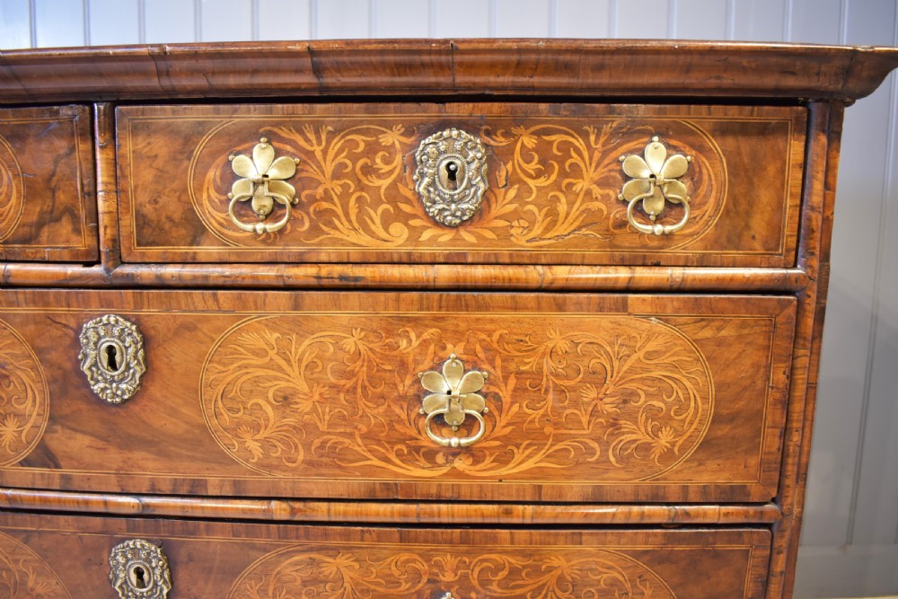 Walnut and seaweed marquetry 17th century chest of drawers View V