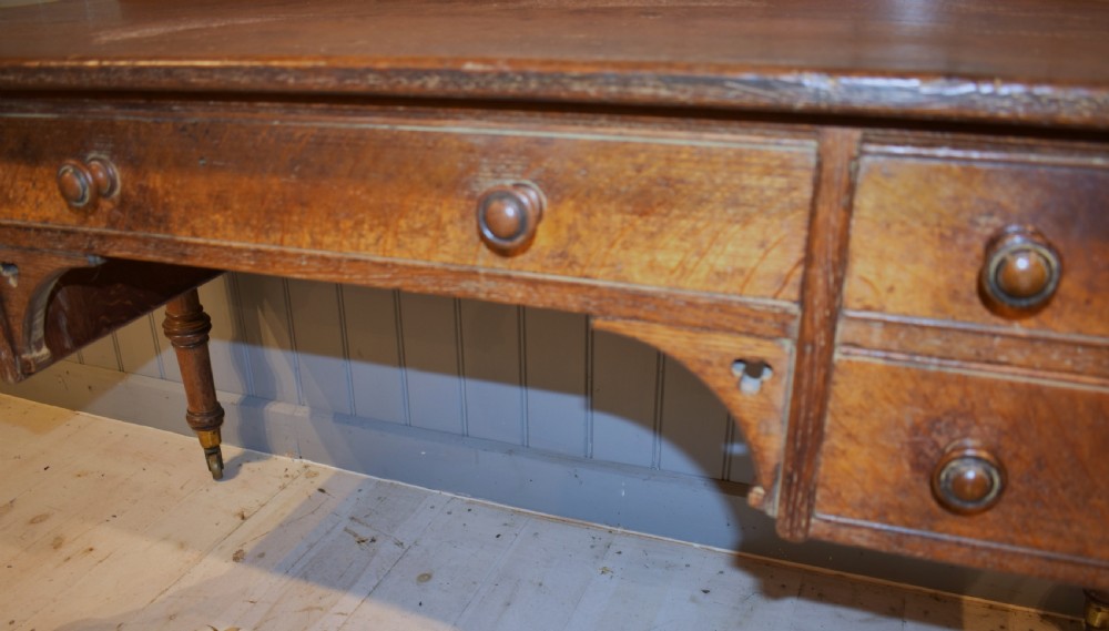 Writing table in oak (Holland & Sons) View VII
