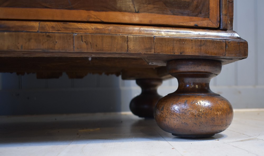 Oyster laburnum chest of drawers  View IX