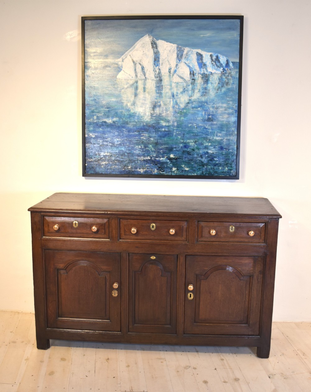 Dresser base in oak View VII