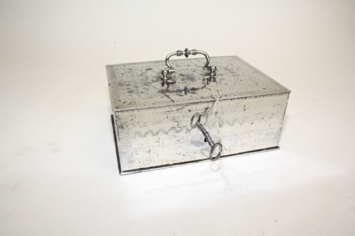 Early 20th Century Chromes Trong Box