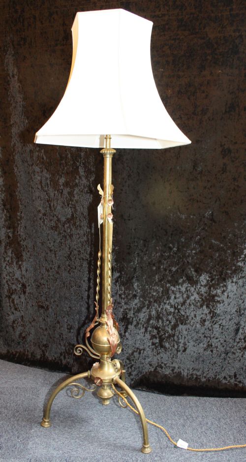 C1890 Standard Lamp in Brass and Copper