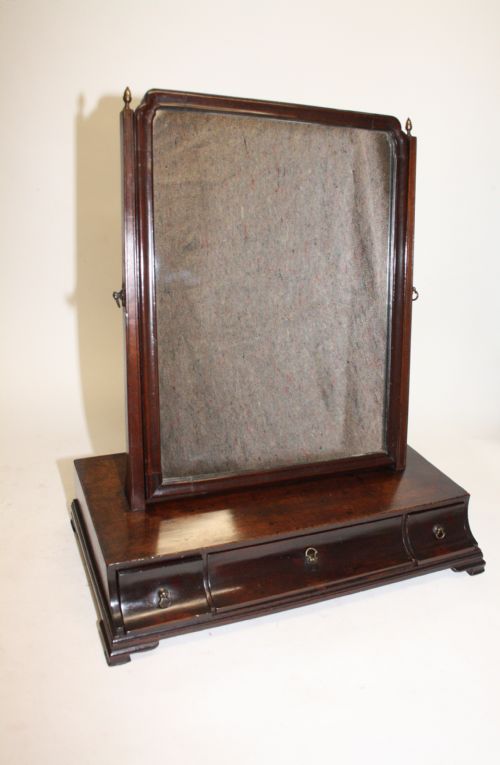 Early 19th Century Mahogany Dressing Mirror