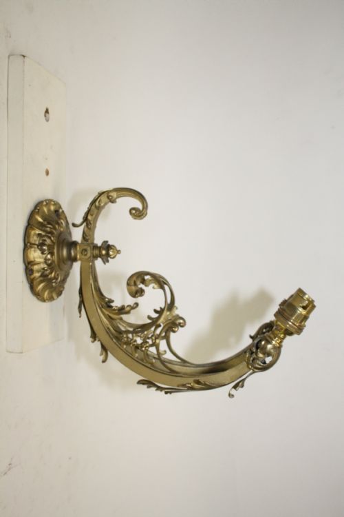 Good Quality Early 20th-century Wall Bracket