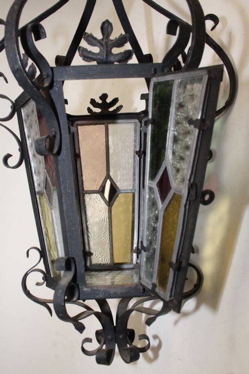 EARLY 20TH CENTURY STAINED GLASS PORCH LIGHT - ADDITIONAL PHOTO 11