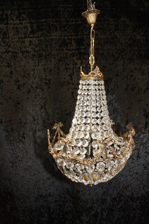 Early 20th Century Cut Glass Bag Chandelier
