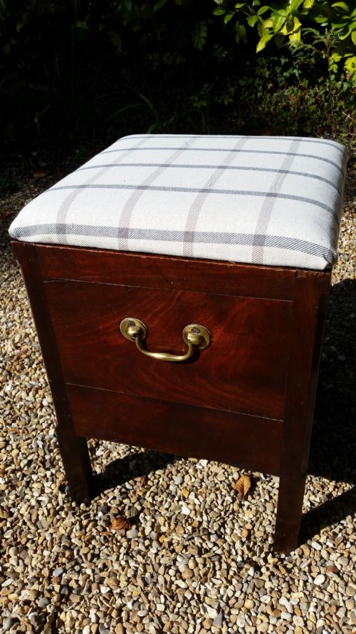 Early 19th-century Box Stall