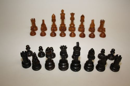 Early 20th Century Weighted Chess Set
