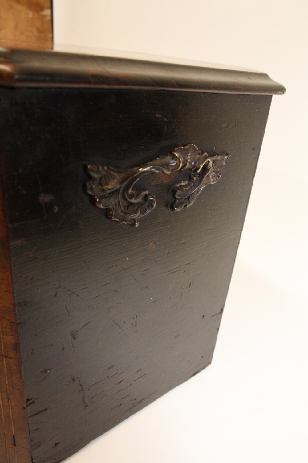 Rosewood box, late 19th century View VII