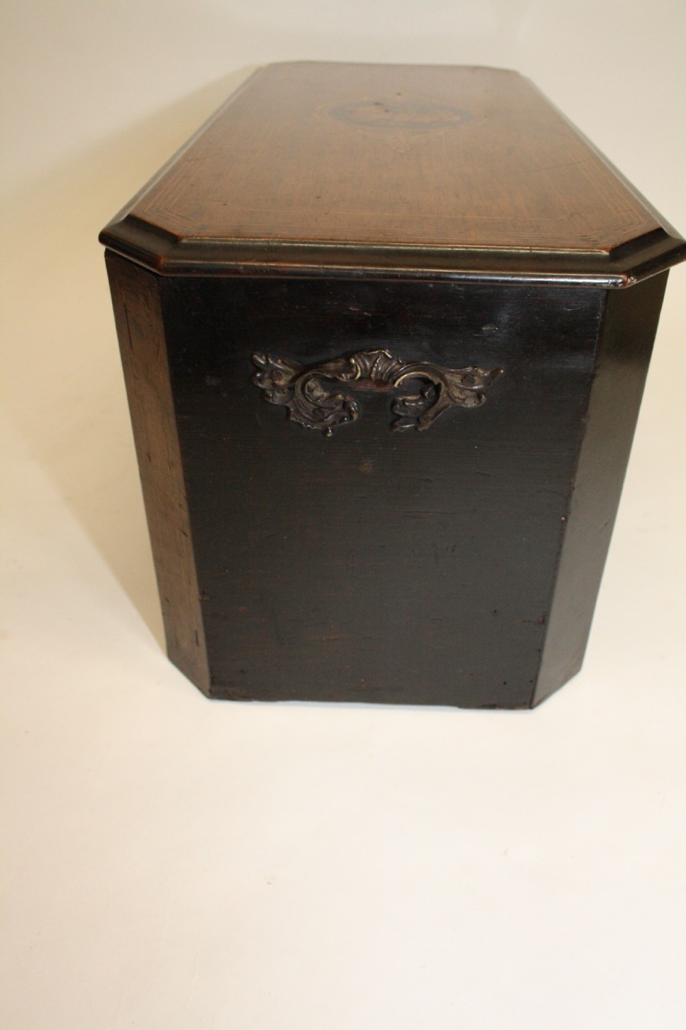 Rosewood box, late 19th century View XI