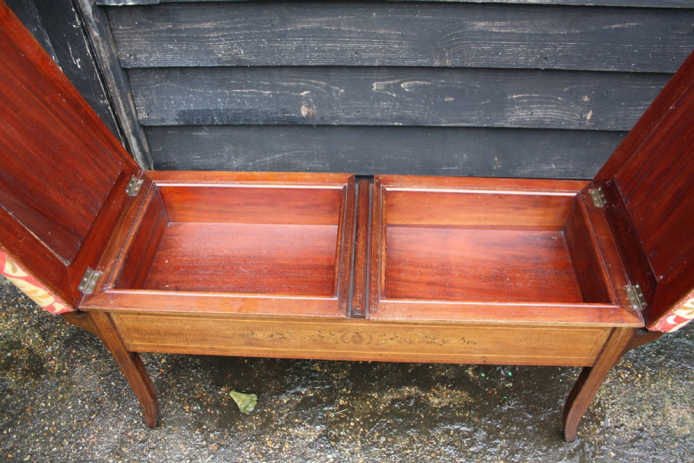Mahogany Adjustable Duet Stool View II