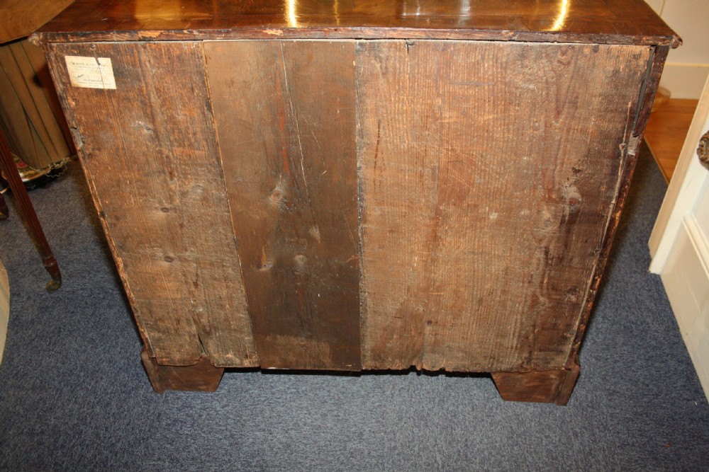 Early 18th century walnut chest of drawers View VIII