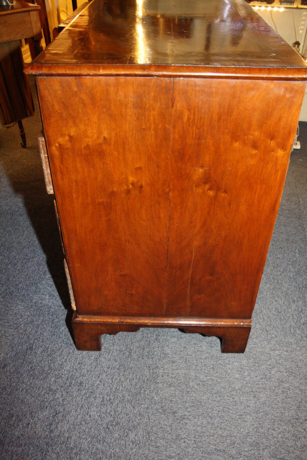 Early 18th century walnut chest of drawers View IX