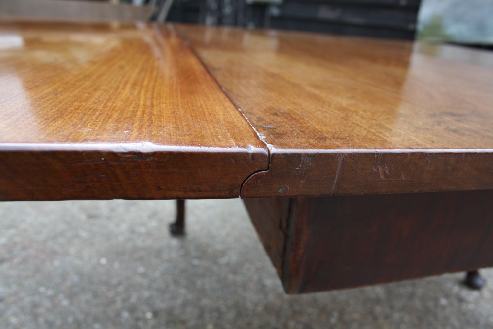George II mahogany dropleaf table View XI