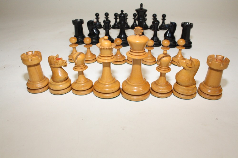 Early 20th century chess set View III