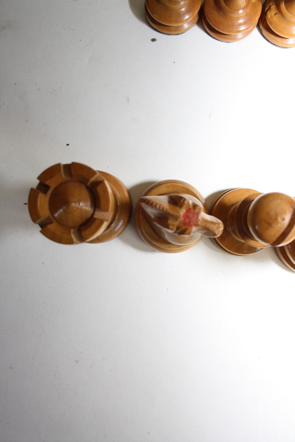 Early 20th century chess set View V
