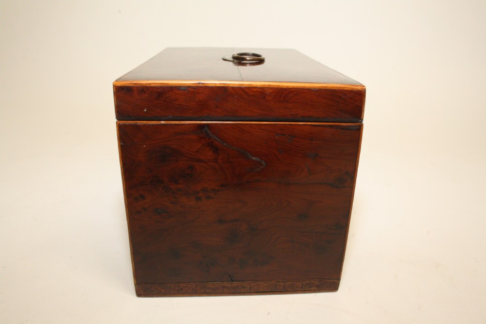 Superb tea caddy in burr yew C1780 View III