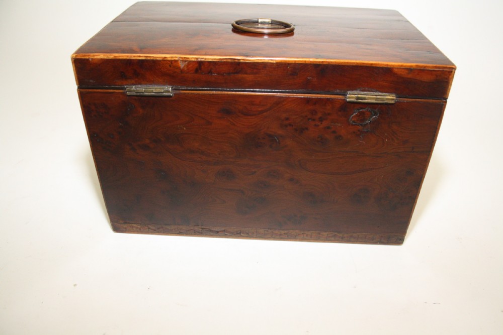 Superb tea caddy in burr yew C1780 View IX