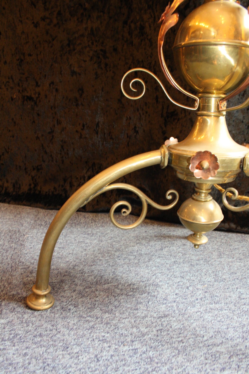 C1890 standard lamp in brass and copper View III