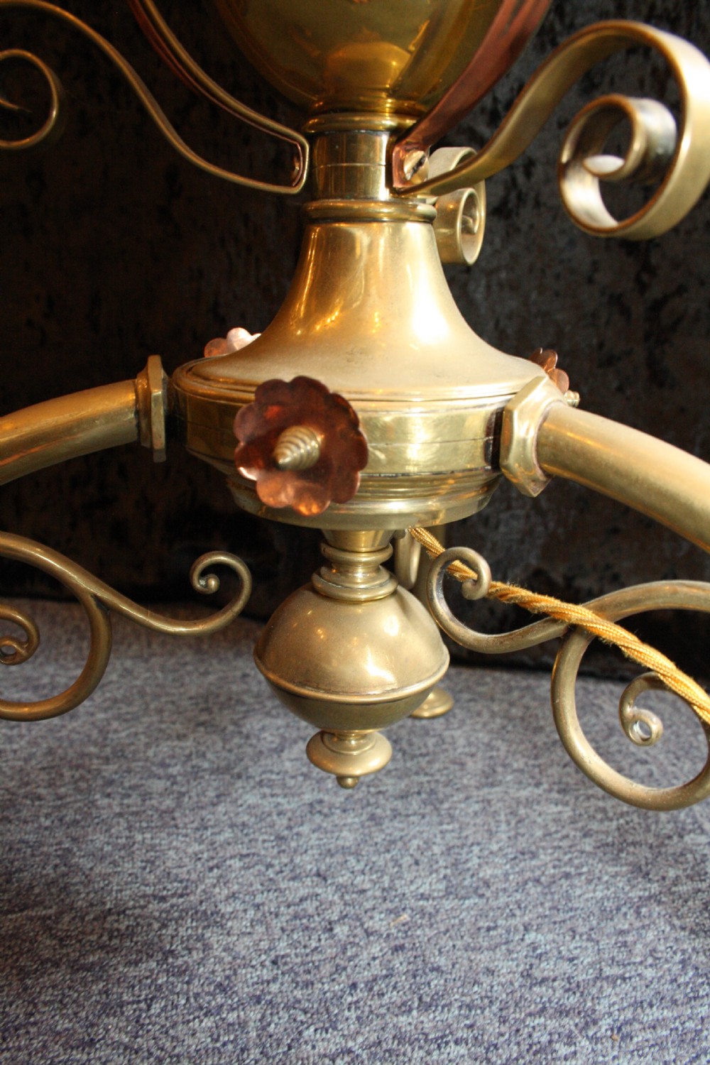 C1890 standard lamp in brass and copper View IV