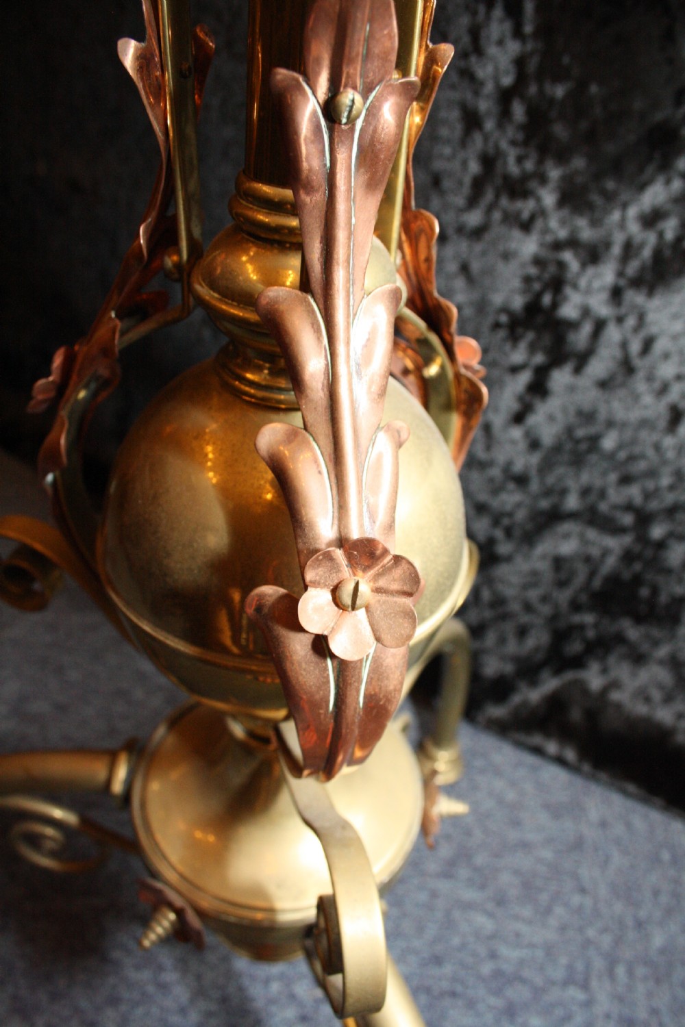 C1890 standard lamp in brass and copper View IX