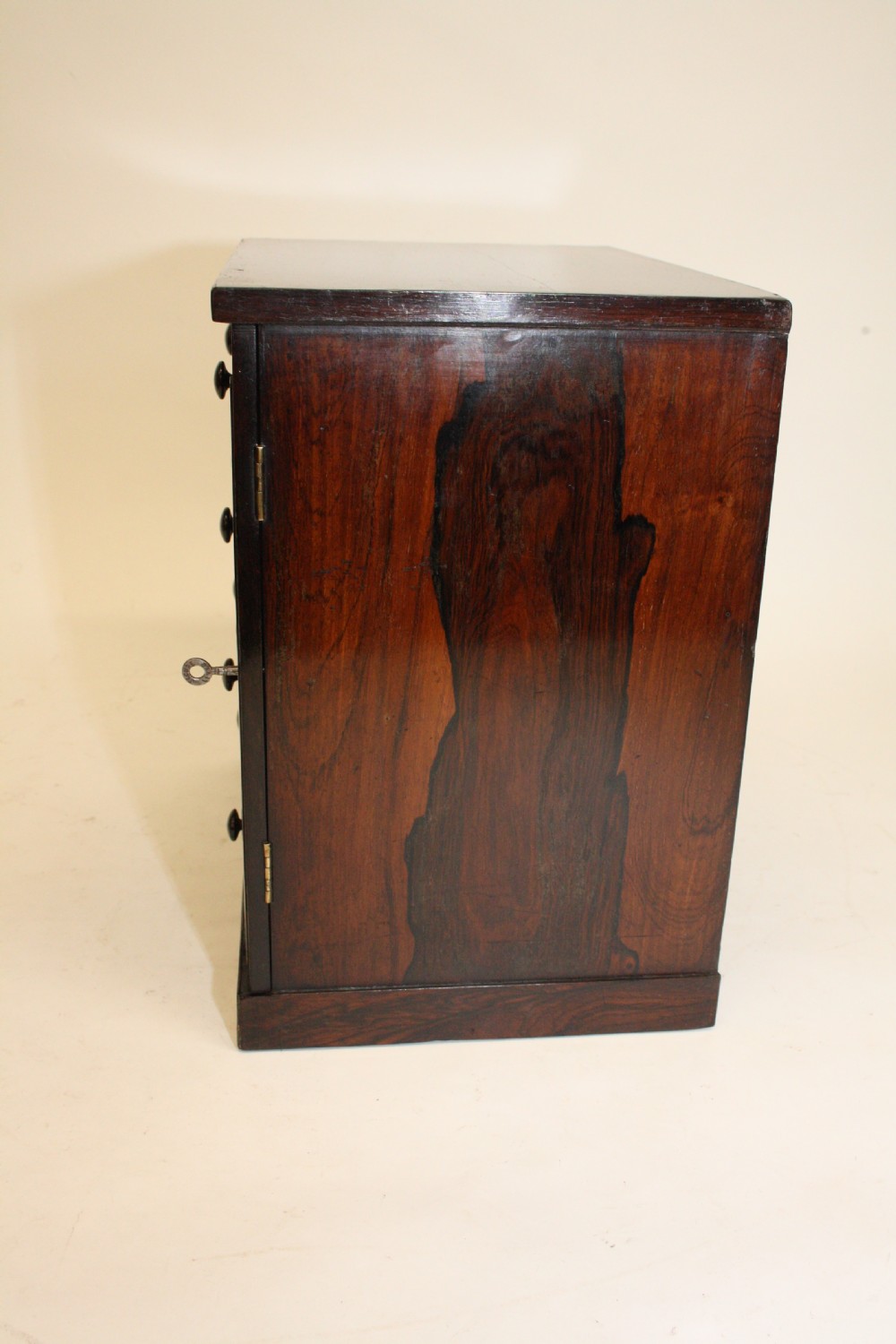 Desktop Rosewood Wellington chest C1830 View IV